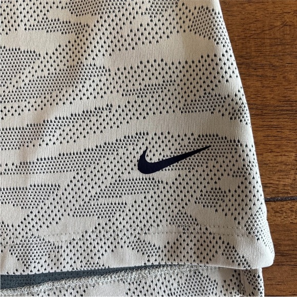 Nike Dri-Fit Golf Shirt Womens Medium Victory Jacquard Light green DA3261-387 - Picture 6 of 10